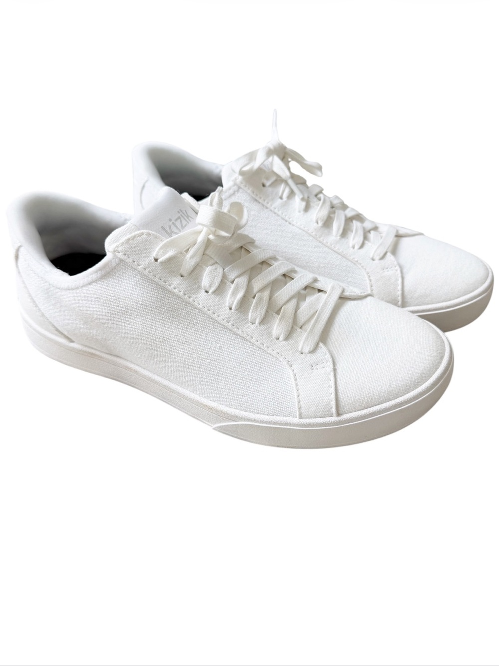 Kizik Irvine Hands Free Canvas Sneaker in White Women’s 7.5 WIDE